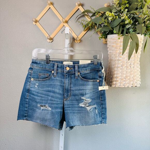 Universal Thread Medium Wash Distressed High-Rise Midi Denim Shorts US Women's 2 - Picture 1 of 6